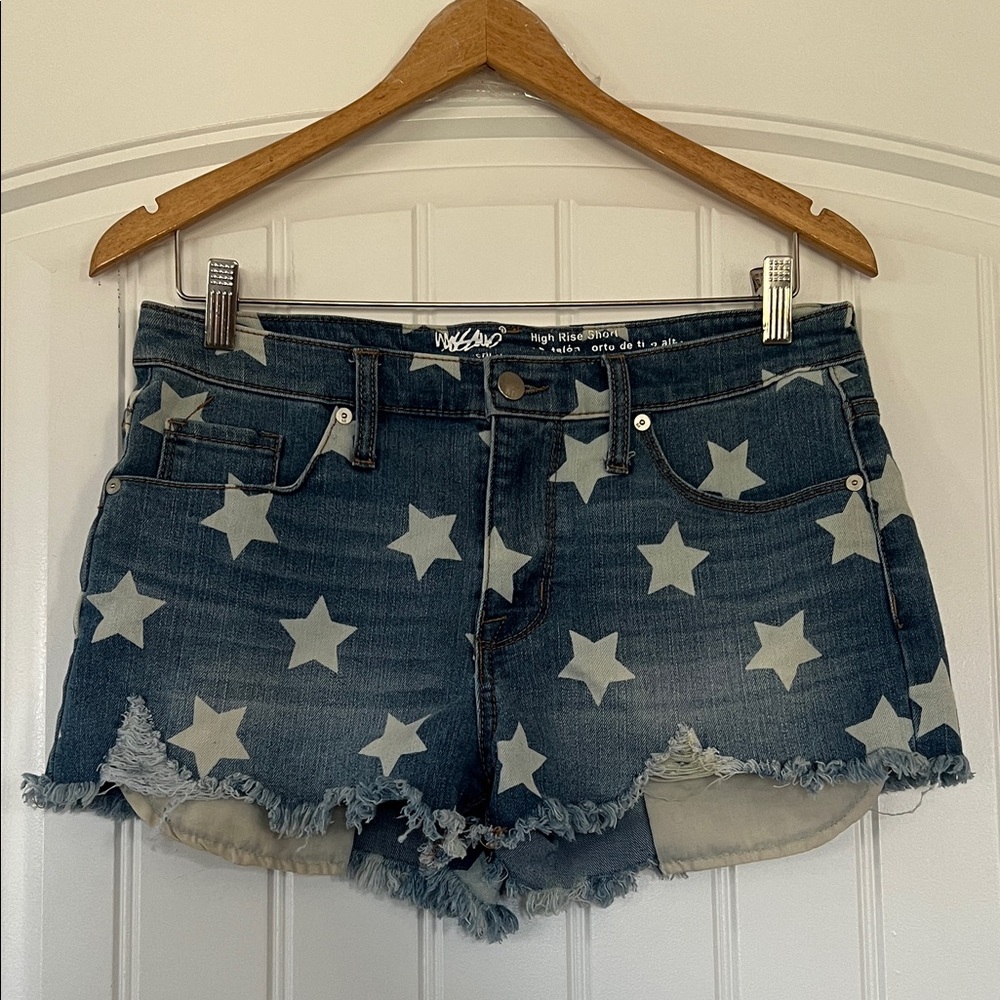Star Print High Rise Jean Shorts Size 10/30